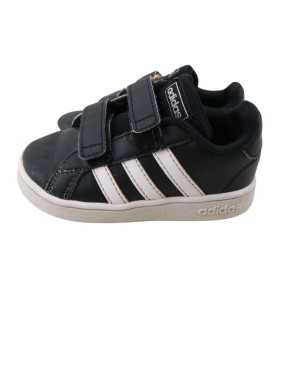 Baskets ADIDAS 3 bandes b taille 23