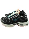 Baskets noires et blc TN NIKE org pointure 35