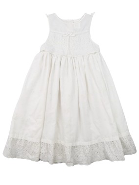 Robe blanche ajourée taille...