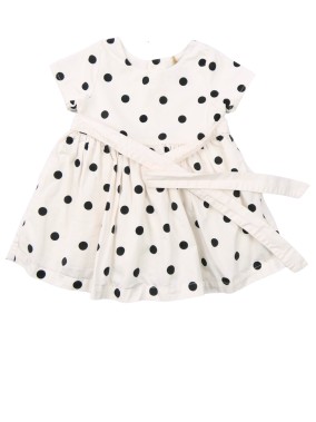 Robe blanche pois noirs...