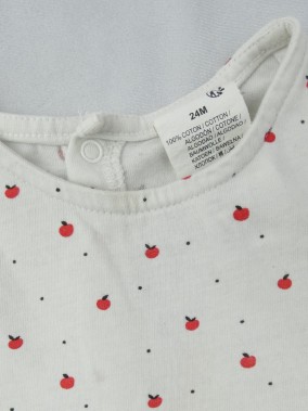 Combishort pommes rouges KIABI taille 24 mois
