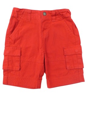 Short rouge poche...