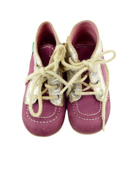 Chaussures à lacets dorés KICKERS taille 23